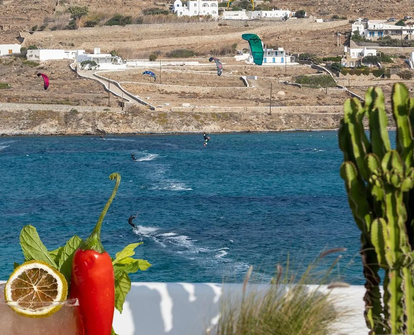 Aeonic Suites And Spa Mykonos Town 5*,