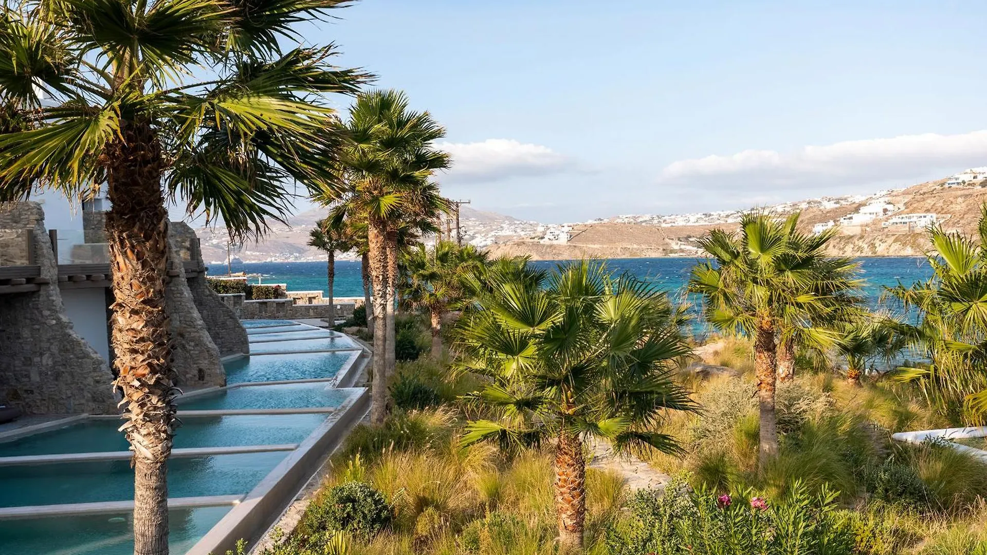 Aeonic Suites And Spa Mykonos Town 5*,