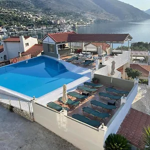 Makis Village-apartments Agia Efimia