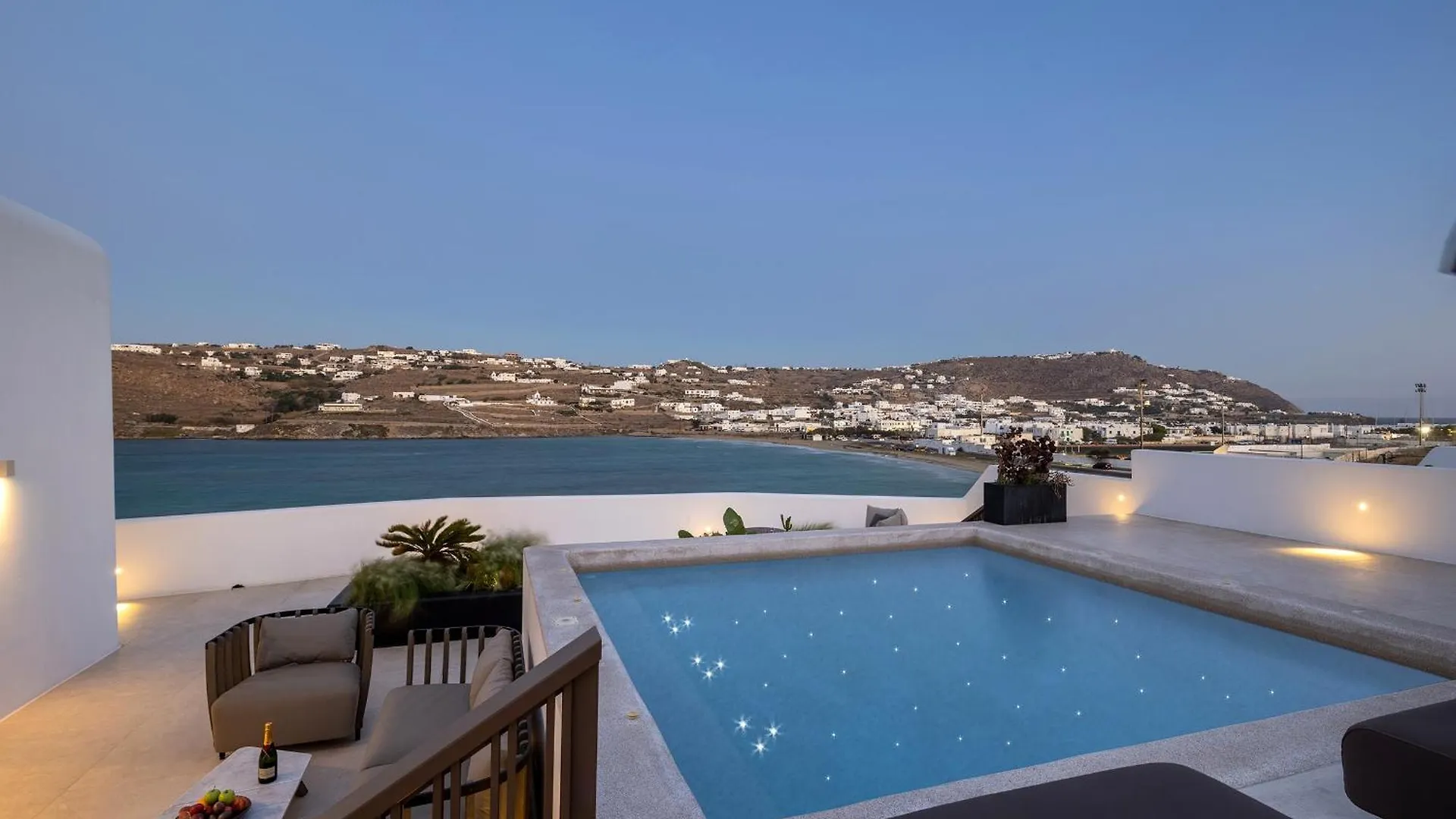 Aeonic Suites And Spa Mykonos Town Hotel